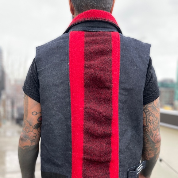 🦊 FOX & VIXEN || HANDMADE VINTAGE || Unisex Blanket-Lined Dead-Stock Denim Vest - Picture 7 of 16